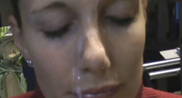 రాగి జుట్టు మోసం సెక్స్ తెలుగు బ్లూ ఫిలిం సెక్స్ మూడు కాక్స్ ఒకేసారి