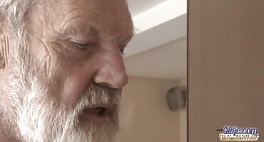 మిల్ఫ్ తో ముధీరిన సెక్స్