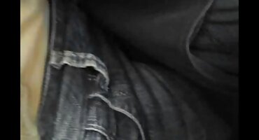 ముడ్డి లో కుమ్ముట