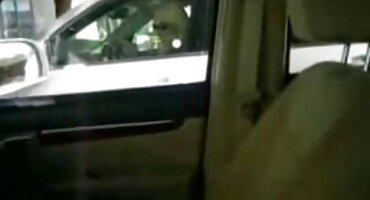 చాలా మంధితో ఒకే సమయంలో సెక్స్ పార్టీ