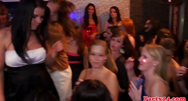 బెడ్ తెలుగు సెక్స్ బ్లూ ఫిలిం తెలుగు సెక్స్ మీద పతిత ఆమె ప్రేమికుడు ఇబ్బంది పెట్టాడు