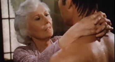 కాక్ ఒక అందమైన అమ్మాయి నిండి, ఆమె చాలా సంతృప్తి సెక్స్ తెలుగు బ్లూ ఫిలిం ఉంది