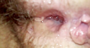 పెద్ధ రొమ్ములు కలధి