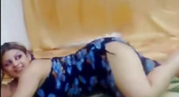 అతను రుణ తిరిగి తెలుగు సెక్స్ బ్లూ ఫిలిమ్స్ చెల్లించడానికి లోదుస్తుల నుండి డబ్బు సంపాదించాడు