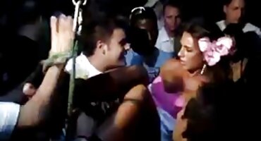 నల్లటి జుట్టు గల స్త్రీని సవారీలు కాక్ లో తెలుగు సెక్స్ బ్లూ ఫిలిం తెలుగు పద్ధతి