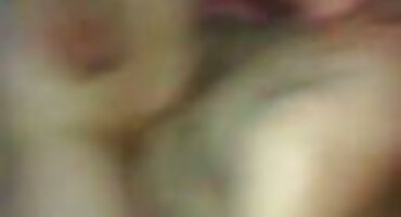 రంధ్రాలు లో వేళ్లు