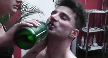 బదులుగా మచ్చలు, వీర్య ధ్రవమ్ చ ల్ల తెలుగు బ్లూ ఫిలిం ఫుల్ సెక్స్ డమ్ ఎరుపు ముఖం మీద పడిపోతుంది