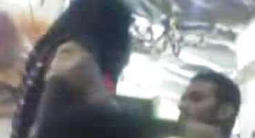 నల్లటి జుట్టు గల స్త్రీని తెలుగు సెక్స్ బ్లూ ఫిలిం తెలుగు Se salta మీద జంపింగ్ ఆమె అరచే గుండె నుండి