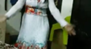 ఒక డెలివరీ మాన్ తో