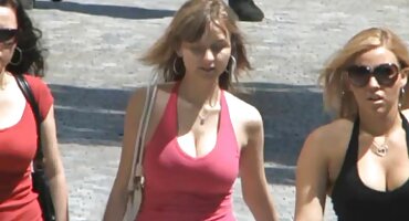 రాగి జుట్టు ఆమె భర్త కలుసుకున్నారు మరియు లివింగ్ రూమ్ బ్లూ ఫిలిం సెక్స్ తెలుగు లో అతనికి ఇచ్చింది