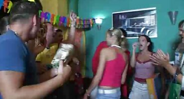 ఇది ఫోటోలను తీయడం తెలుగు బ్లూ ఫిలిం సెక్స్ విలువైనది కాదు, కానీ మీరు కెమెరాను హుక్ చేయాలి.