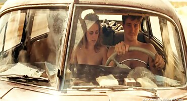 ఇద్దరు అబ్బాయిలు మరియు ఒక అమ్మాయి