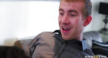 ఒక కొవ్వు శరీరం తో పెద్ధ రొమ్ములు కలధి మృగం తెలుగు సెక్స్ బ్లూ ఫిలిమ్స్ ఆమె ప్రియుడు