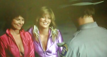 ఒక టెంట్ లో సెక్స్