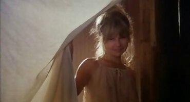 కామ్ మీద అద్దాలు తో ఒక అమ్మాయి తో అంగ సెక్స్ తెలుగు బ్లూ ఫిలిం సెక్స్ సెక్స్