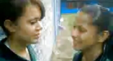 అందమైన నల్ల స్త్రీ