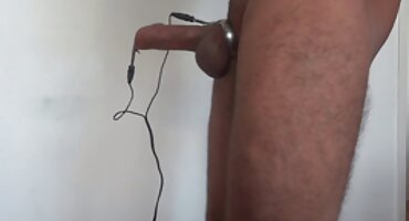 లియా కుర్చీ మీద ఒక చేతితో అబ్బాయికి హస్త ప్రయోగం సెక్స్ తెలుగు బ్లూ ఫిలిం చేయడం కోసం ఆమె డ్రాయరు